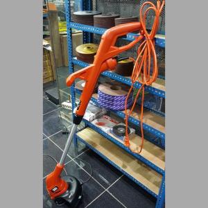 Black-Decker Mesin Potong Rumput Senar GL4525 (450 Watt)